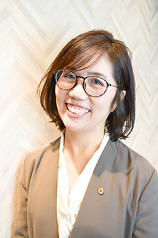 代表：相原洋子